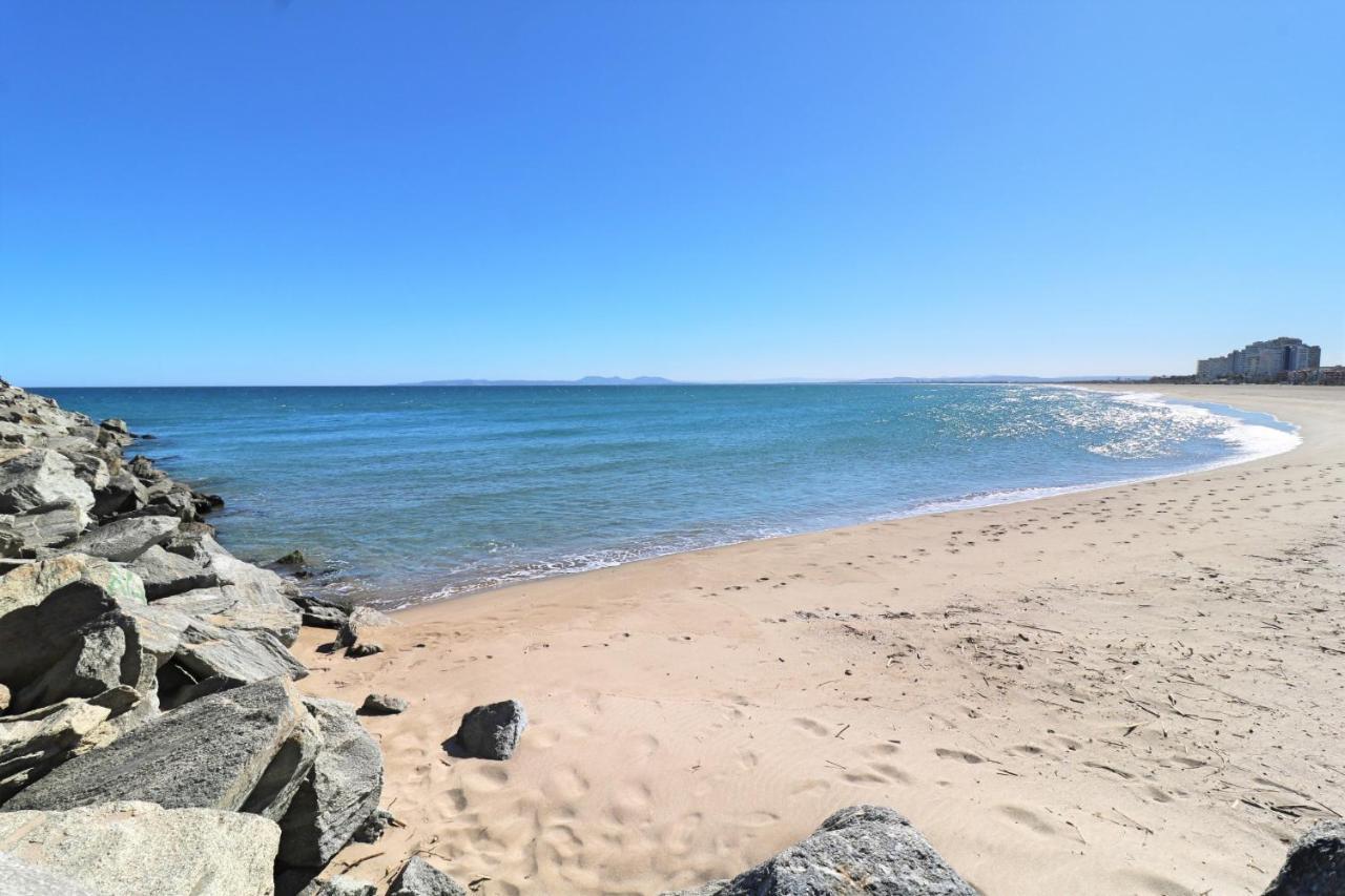 Delta Muga, Piso Muy Cerca De La Playa Apartamento Empuriabrava Exterior foto